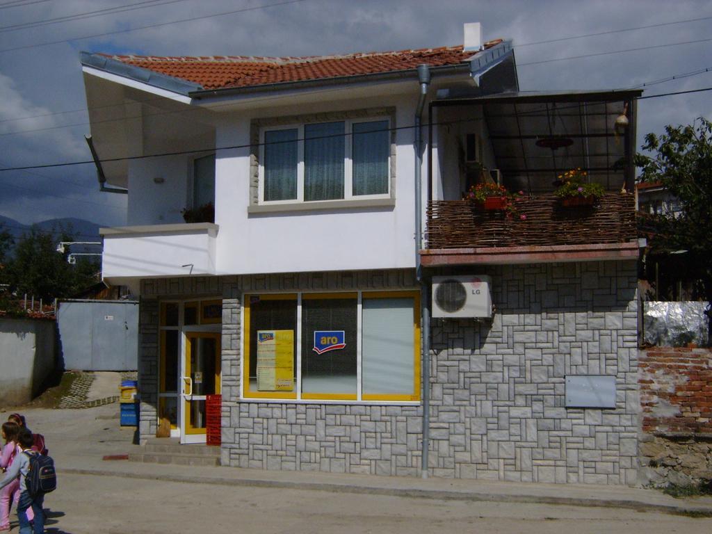 Georgievi Guest House Kalofer Dış mekan fotoğraf