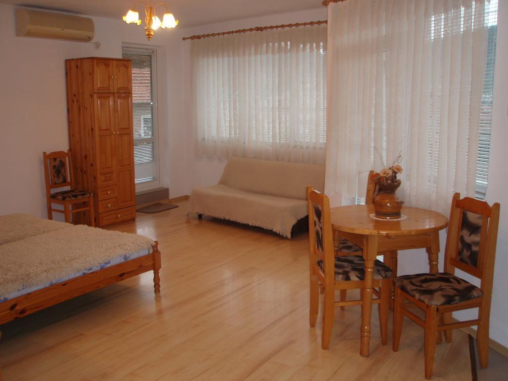 Georgievi Guest House Kalofer Dış mekan fotoğraf