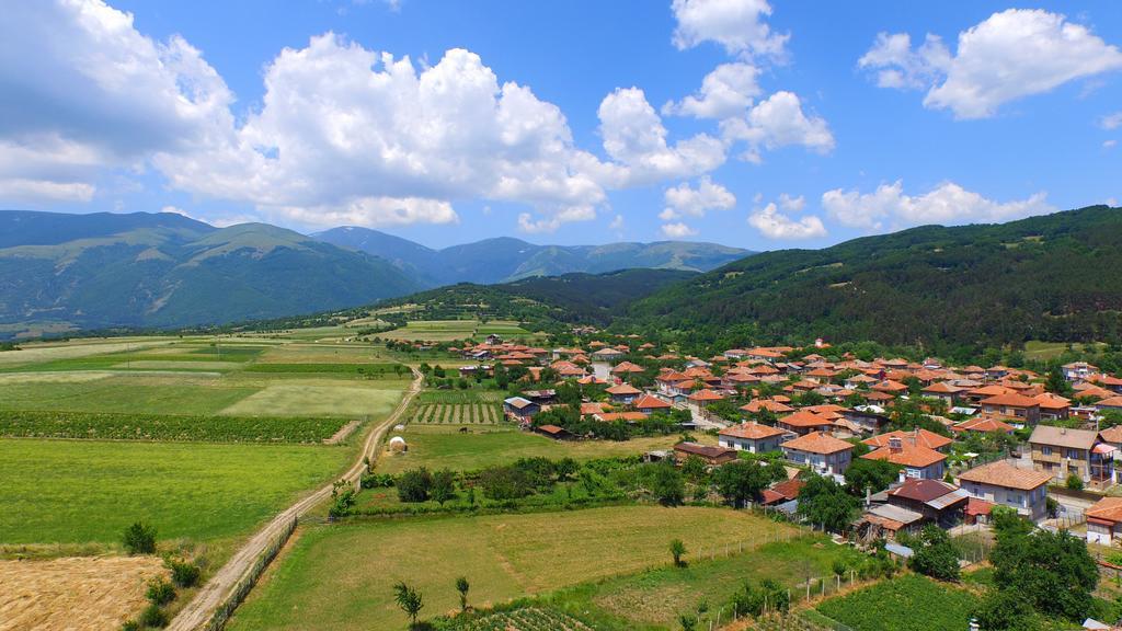 Georgievi Guest House Kalofer Dış mekan fotoğraf